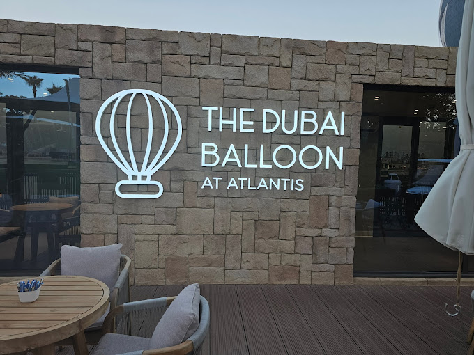 The_Dubai_Baloon_At_Atlantis.jpg